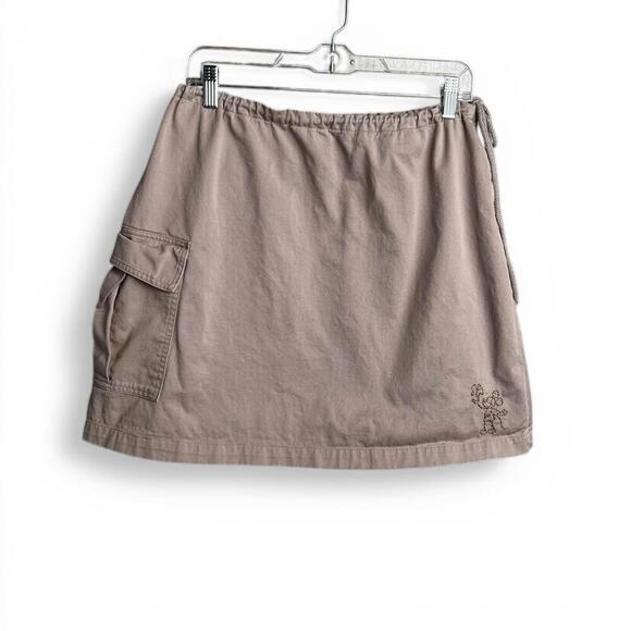 Disney Dresses & Skirts - Vtg Beige Cargo Mini Skirt with Mickey Mouse Embroidered Detail